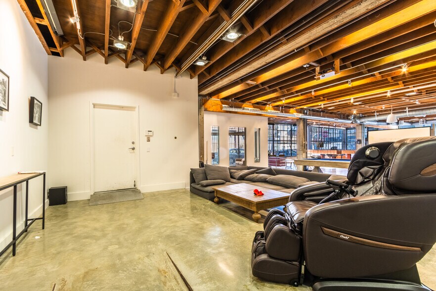 More Photos Of 1122-1126 Folsom St, San Francisco Industrial For Sale