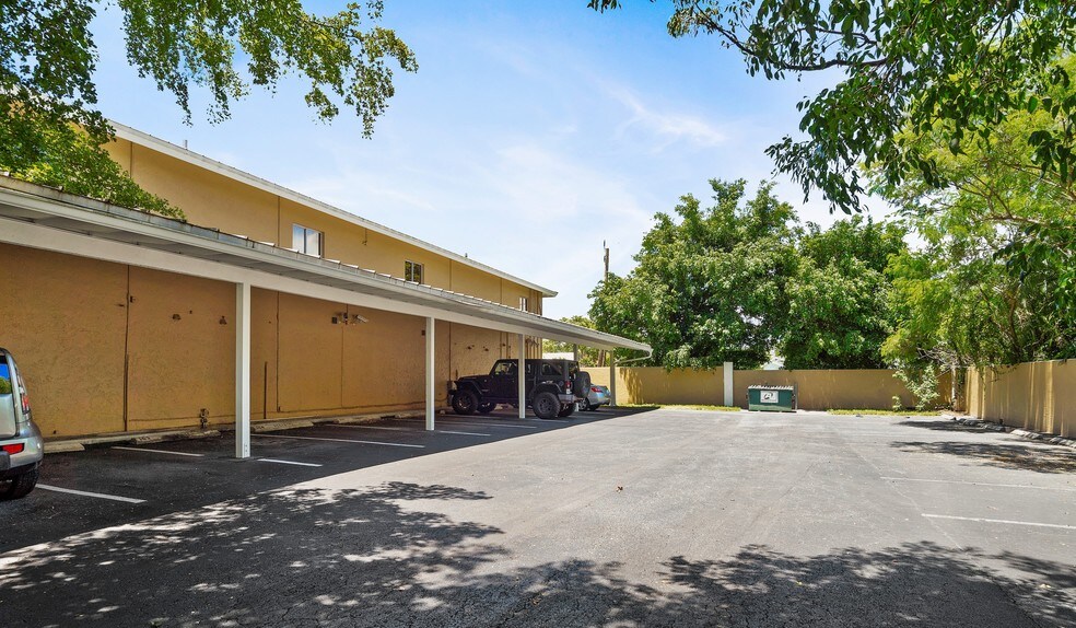 More Photos Of 16521 San Carlos Blvd, Fort Myers Office For Lease