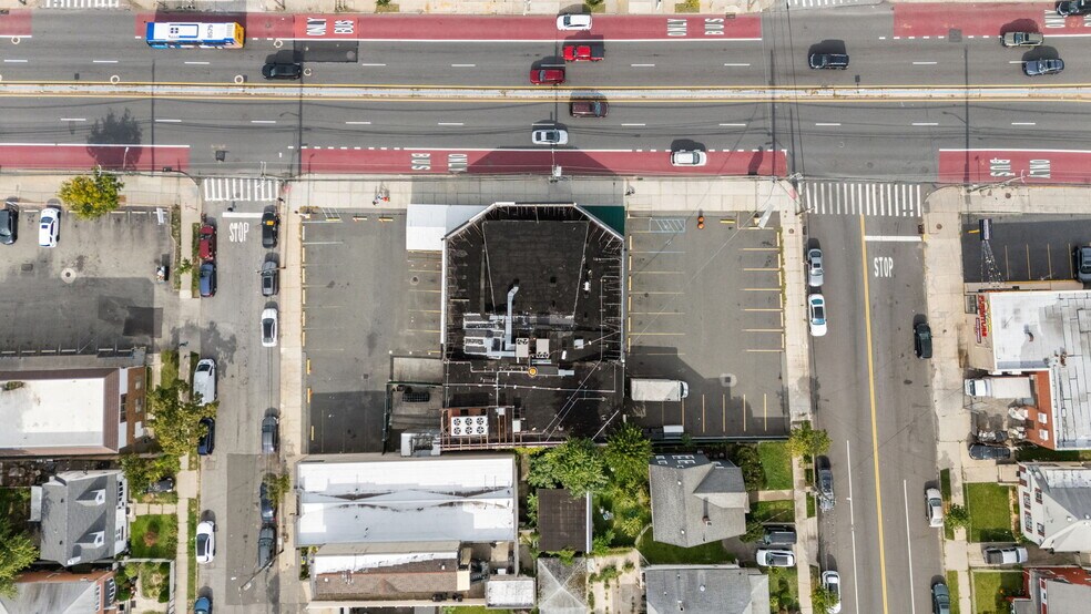 More Photos Of 2270 Hylan Blvd, Staten Island Supermarket For Sale