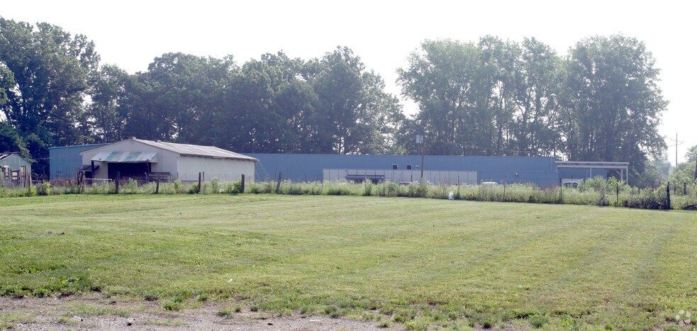 More Photos Of 2401 N Ritter Ave, Indianapolis Warehouse For Lease