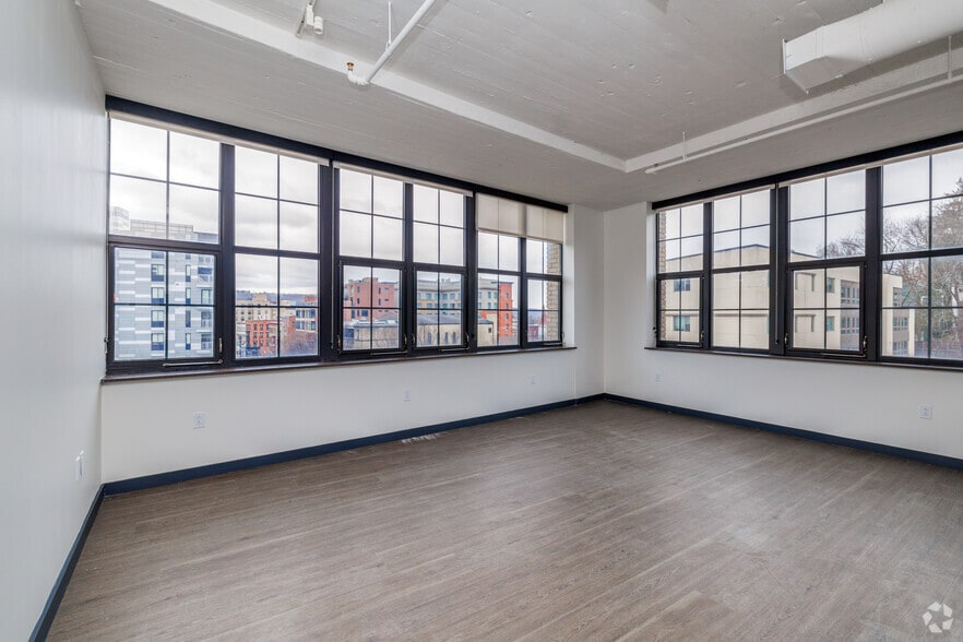 More Photos Of 401 E State St, Ithaca Apartments For Lease