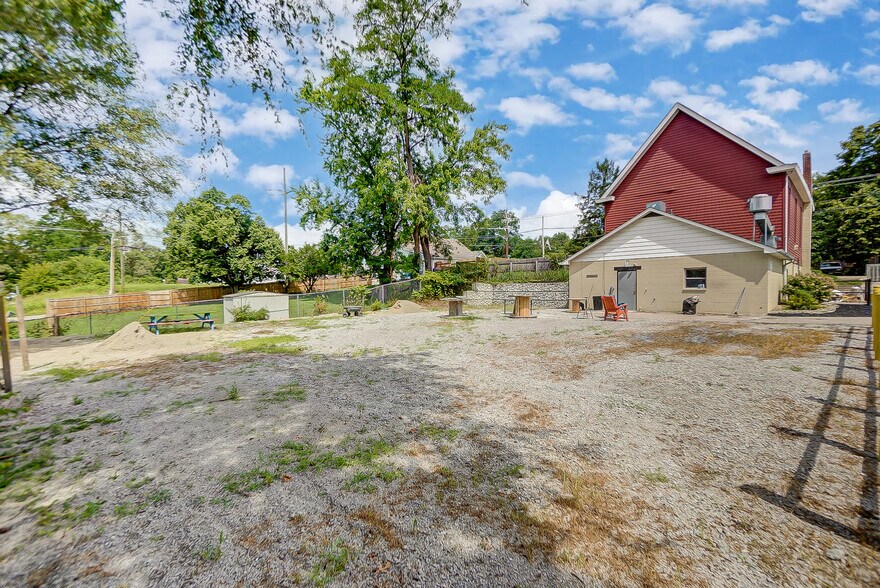 More Photos Of 6987 New Haven Rd, Harrison Restaurant For Sale