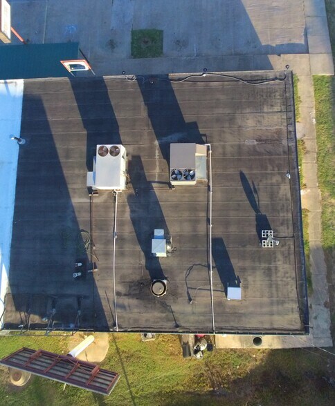 More Photos Of 308 S Hayes Ave, Wagoner Restaurant For Lease