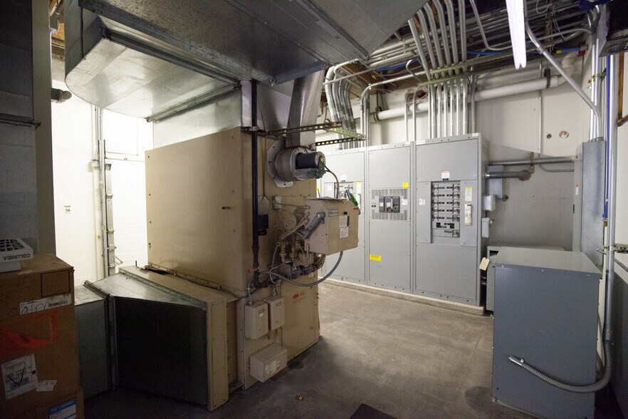 More Photos Of 1001 S 3rd St W, Missoula Manufacturing For Sale