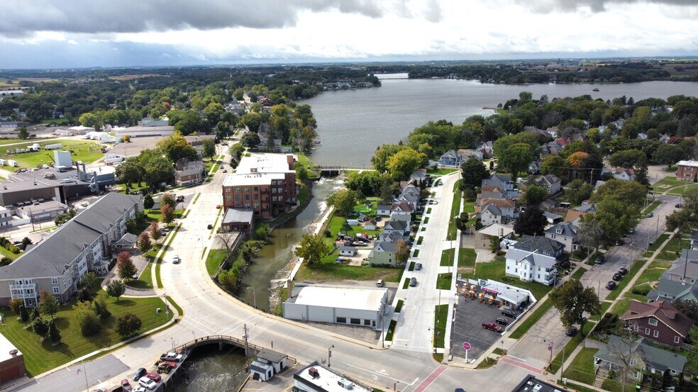 More Photos Of 101 Haskell St, Beaver Dam Freestanding For Sale