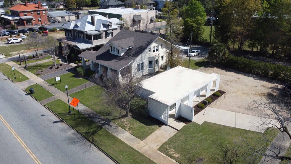 More Photos Of 500 N Jefferson St, Albany Medical For Sale