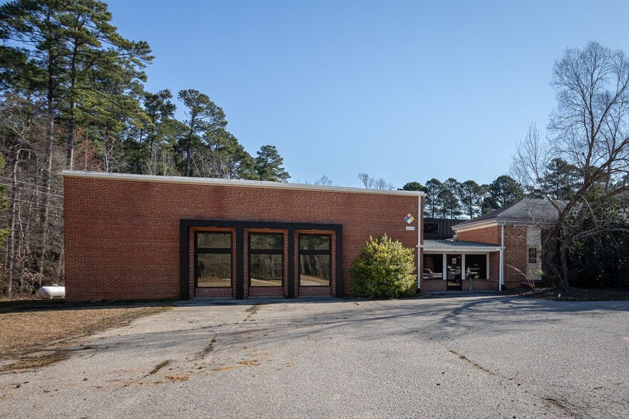 More Photos Of 1434 Farrington Rd, Apex Light Manufacturing For Sale