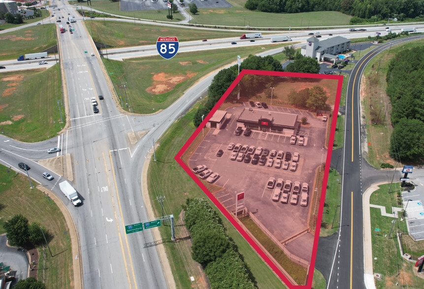 Primary Photo Of 862 Windslow Ave, Gaffney General Retail For Sale