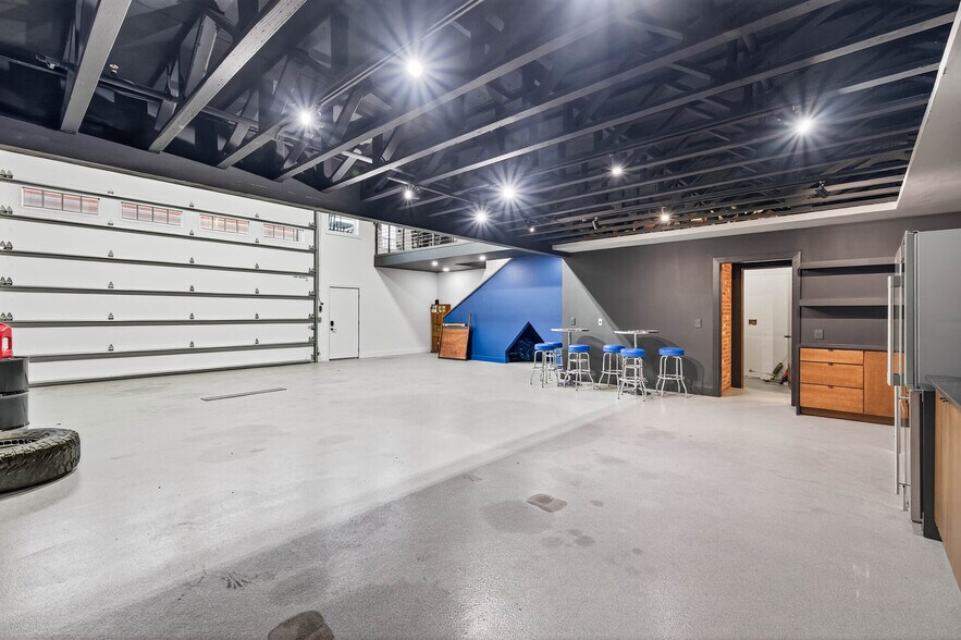 More Photos Of 3620 Arrowhead #2 Dr, Medina Industrial For Sale