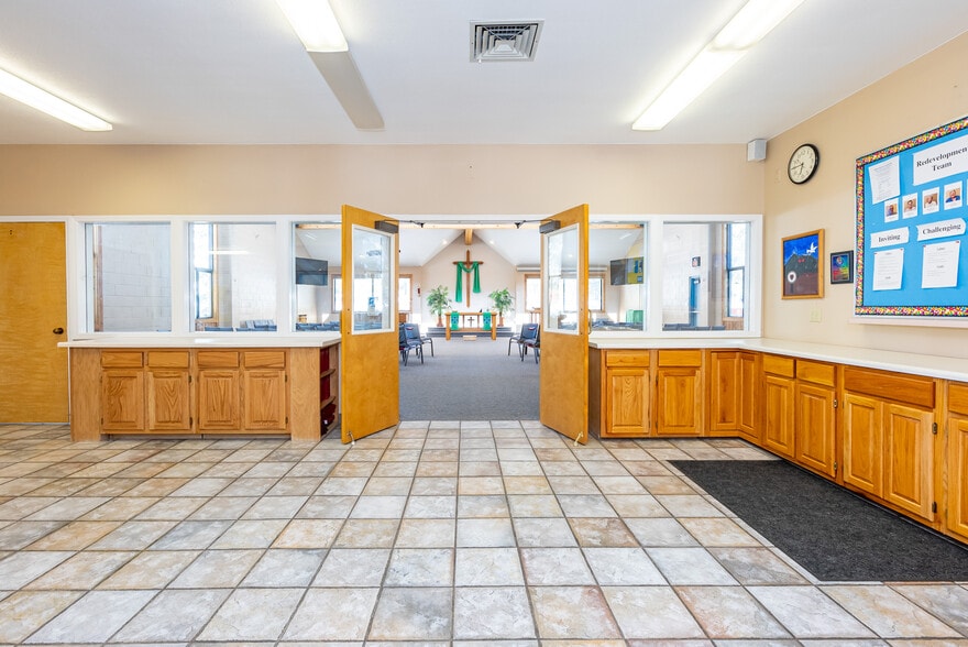 More Photos Of 6401 US-89, Flagstaff Religious Facility For Sale