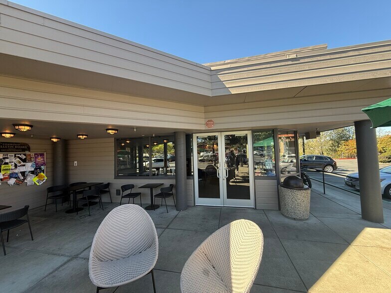More Photos Of 390-392 Elm Ave, Auburn Freestanding For Lease