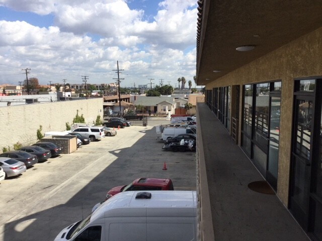 More Photos Of 14311 Cerise Ave, Hawthorne Light Manufacturing For Lease