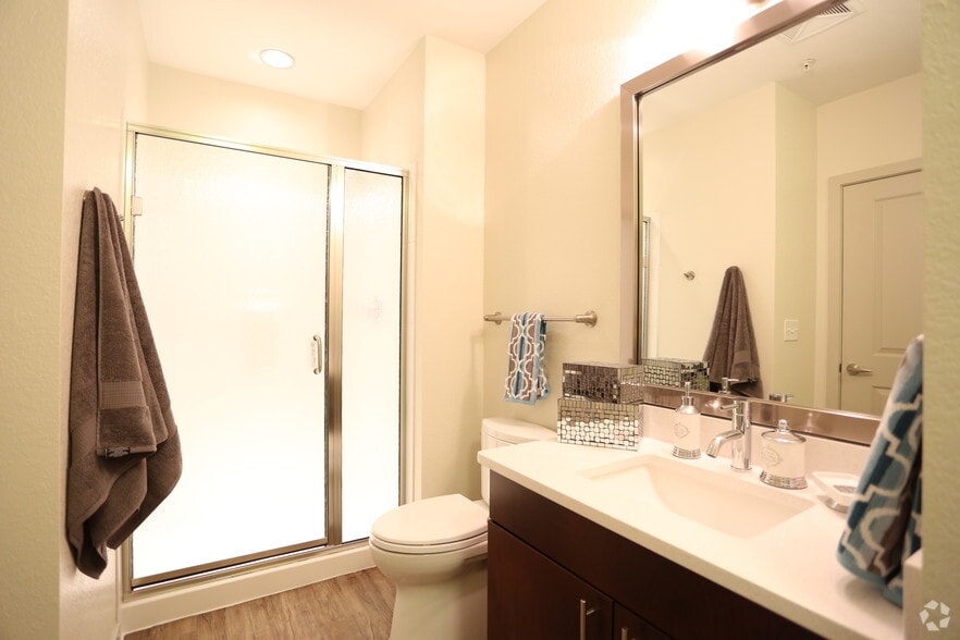 More Photos Of 2424-2434 W Caithness Pl, Denver Apartments For Lease