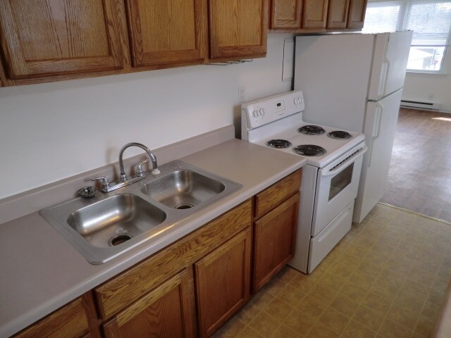 More Photos Of 1039 Sheridan Rd, Winthrop Harbor Apartments For Sale