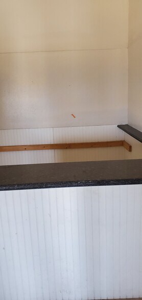 More Photos Of 5152-5160 Dixie Hwy NE, Palm Bay Light Manufacturing For Lease