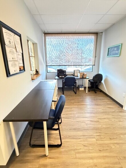 More Photos Of 627 8th St, Clermont Office For Lease