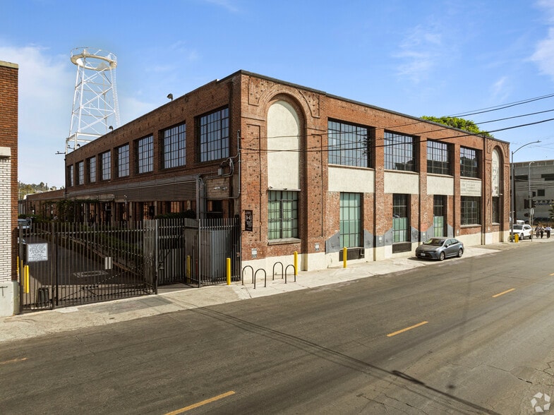 Primary Photo Of 1451-1473 E 4th St, Los Angeles Office For Lease