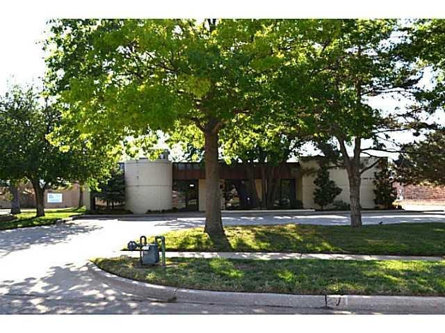 Primary Photo Of 2375 N Thompkins Ave, Bethany Medical For Lease