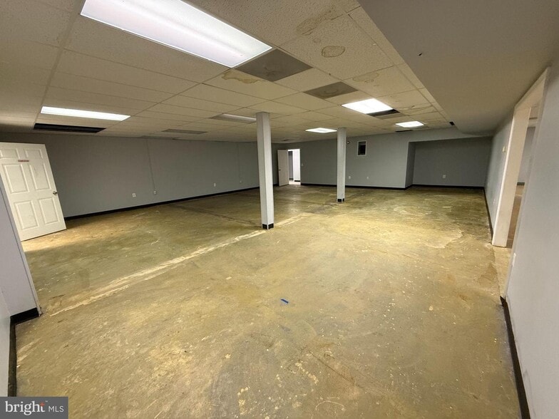 More Photos Of 225 Town Square Dr, Lusby Medical For Lease