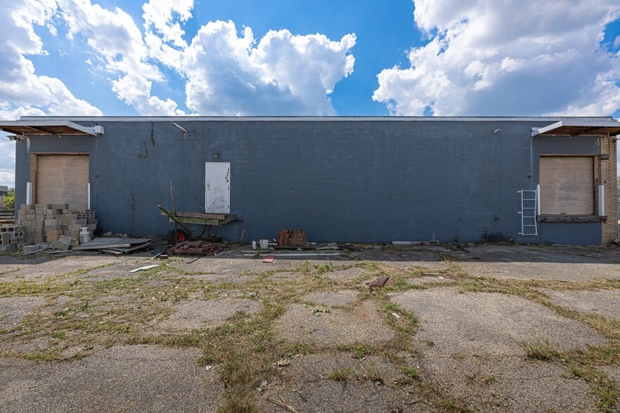 More Photos Of 1240 Stanley Ave, Dayton Warehouse For Sale