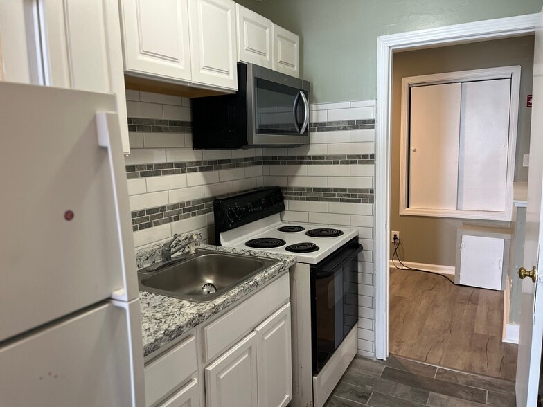 More Photos Of 88 Cove St, New Haven Apartments For Sale