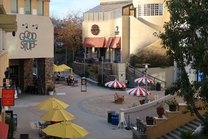 More Photos Of 520-550 Deep Valley Dr, Rolling Hills Estates Unknown For Lease