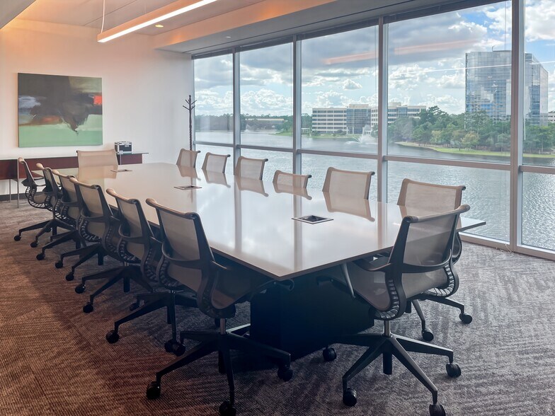More Photos Of 1790 Hughes Landing Blvd, The Woodlands Coworking Space