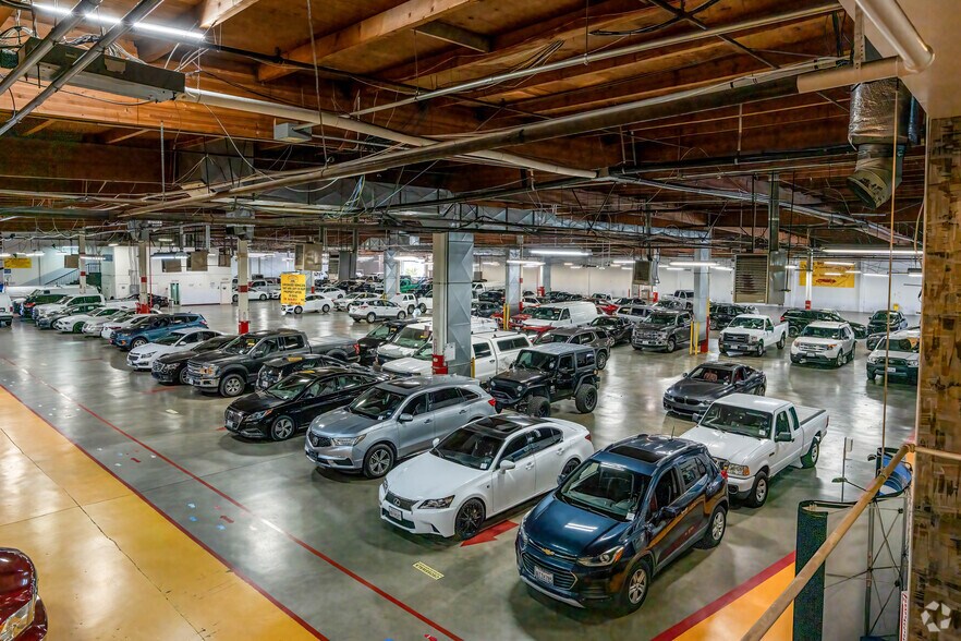 More Photos Of 13210 S Normandie Ave, Gardena Warehouse For Sale