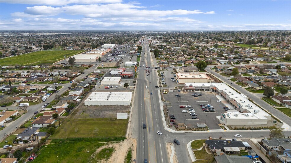 More Photos Of 6701 Niles St, Bakersfield Daycare Center For Sale