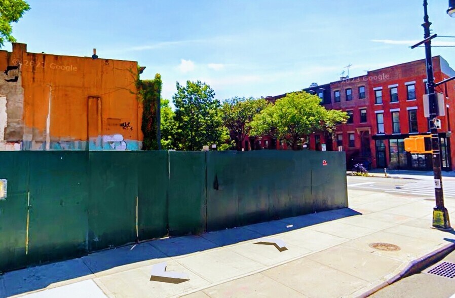 More Photos Of 375 Smith St, Brooklyn Land For Sale