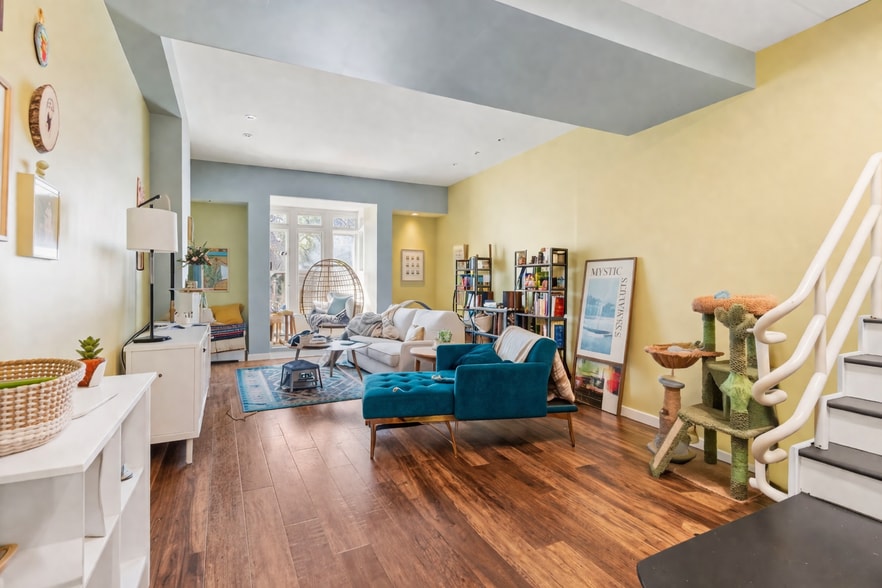 More Photos Of 1215 John St, Baltimore Multifamily For Sale