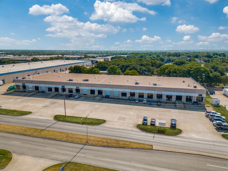 Primary Photo Of 1922-1938 N Great Southwest Pky, Grand Prairie Distribution For Lease