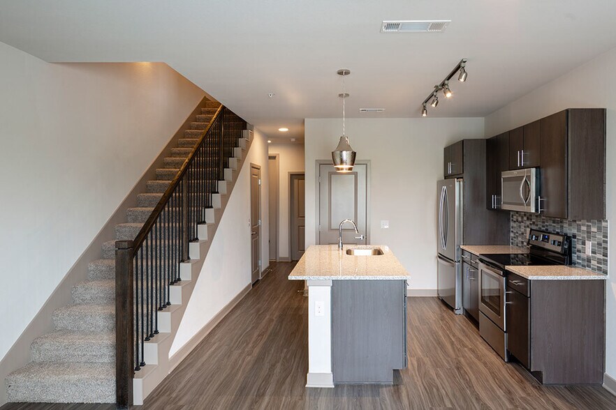 More Photos Of 3000 Northside Blvd, Richardson Multifamily For Sale