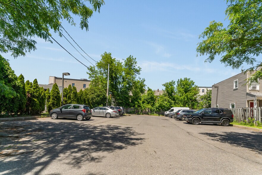 More Photos Of 320 S Main St, Phillipsburg Medical For Lease