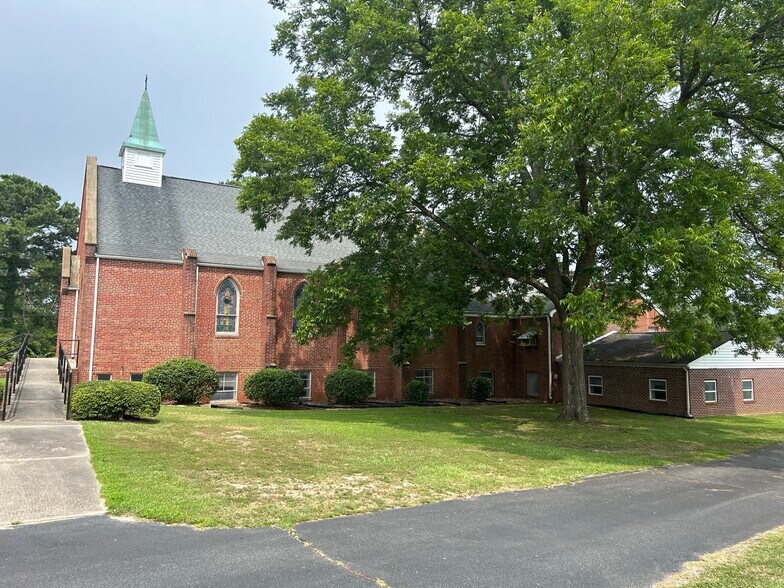 More Photos Of 108 US Highway 158, Roanoke Rapids Religious Facility For Sale