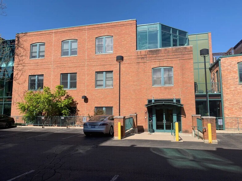 More Photos Of 213-215 W Liberty St, Ann Arbor Office Residential For Lease