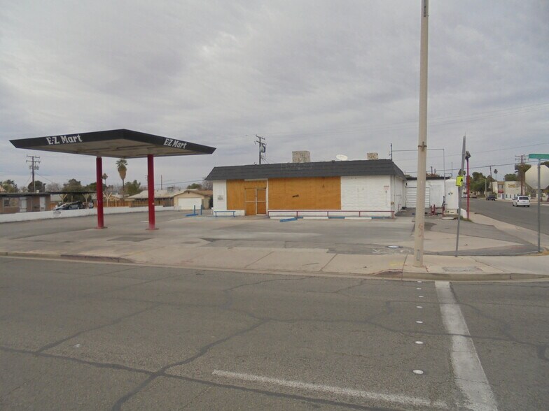 Primary Photo Of 945 E Hobsonway, Blythe Auto Dealership For Sale