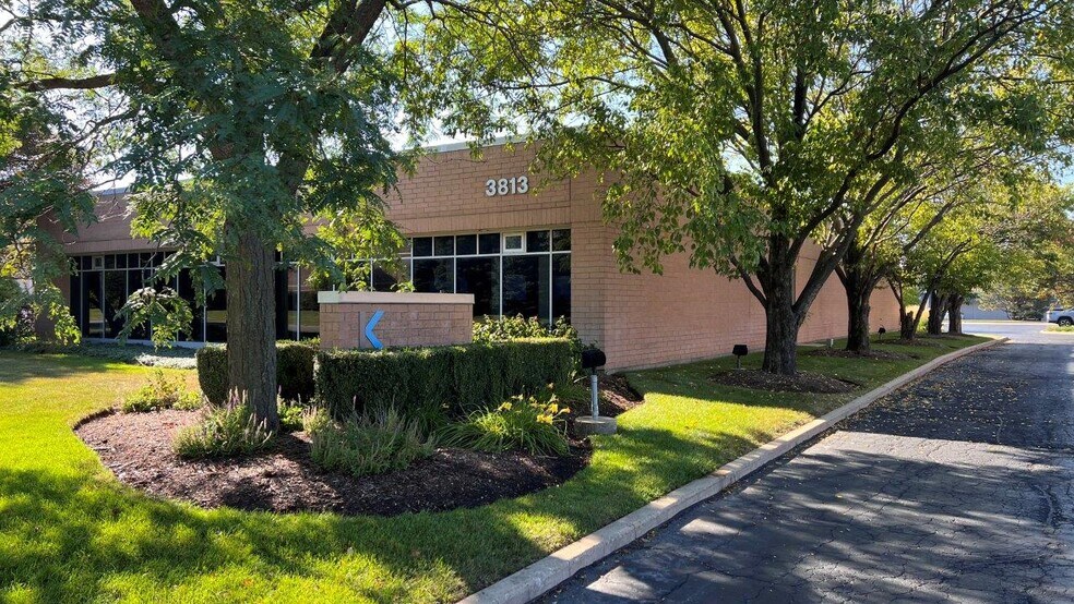 More Photos Of 3813 Illinois Ave, St Charles Office For Sale