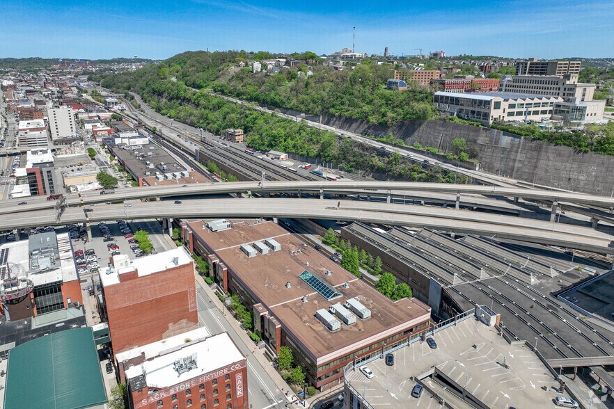 More Photos Of 1300 Penn Ave, Pittsburgh Office For Lease
