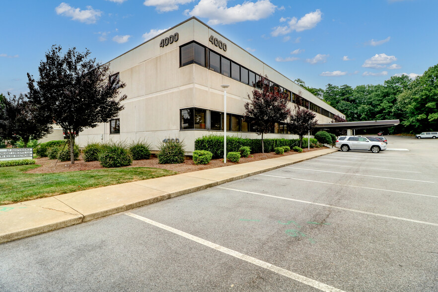 Primary Photo Of 4000 Wake Forest Rd, Raleigh Medical For Lease