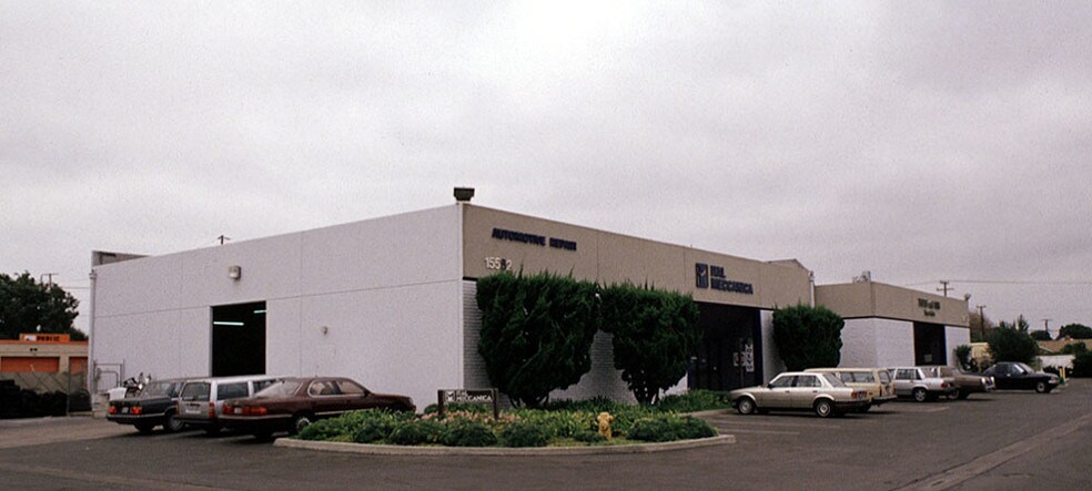 More Photos Of 15562-15564 Producer Ln, Huntington Beach Service For Sale