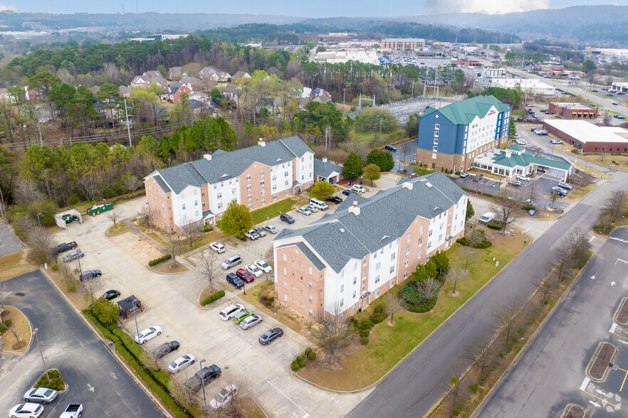 More Photos Of 500 N Wildwood Cir, Birmingham Hotel For Sale