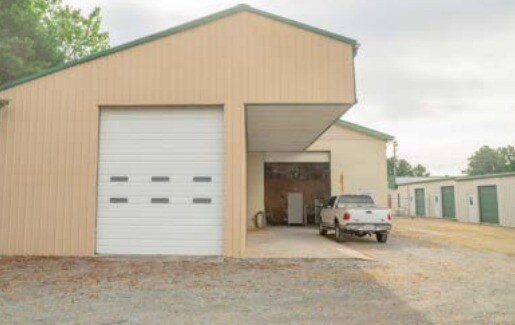 More Photos Of 2403 N William St, Goldsboro Self Storage For Sale