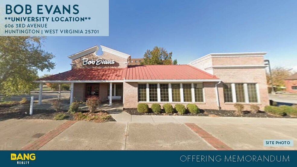 Primary Photo Of 606 3rd Ave, Huntington Restaurant For Sale