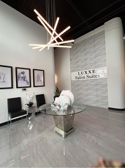 More Photos Of 16918 Bulverde Rd, San Antonio Freestanding For Sale