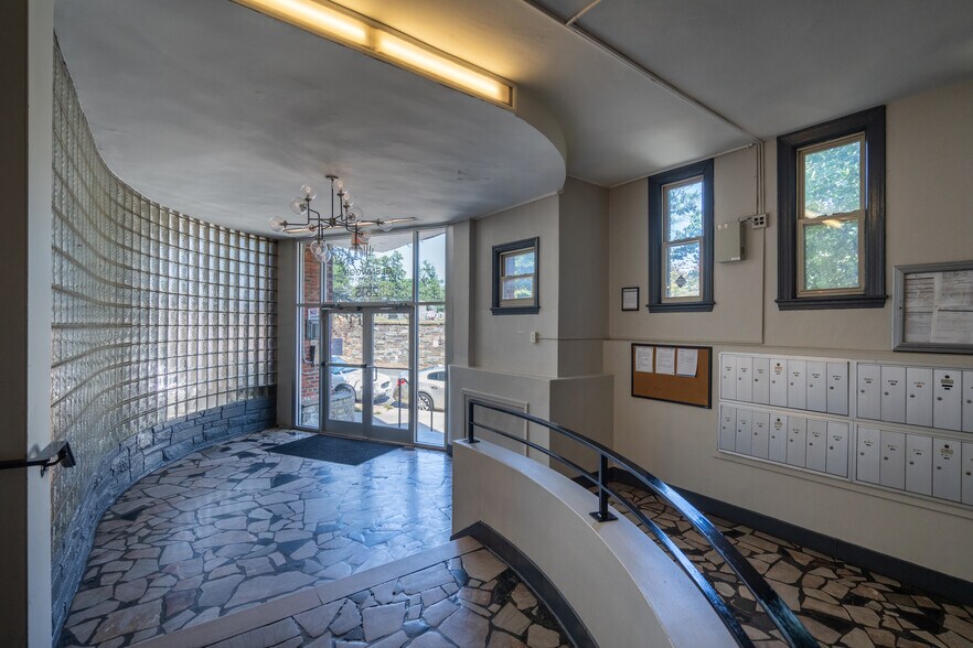 More Photos Of 2315-2321 Lincoln Rd NE, Washington Apartments For Sale