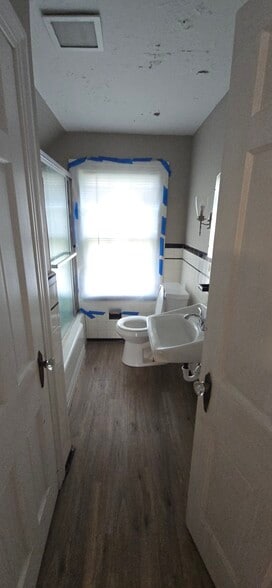 More Photos Of 4502 Fegenbush Ln, Louisville Specialty For Sale