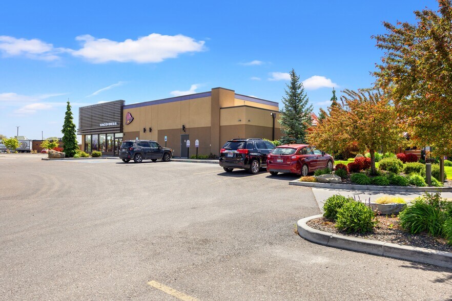 More Photos Of 632 N Overland Ave, Burley Fast Food For Sale