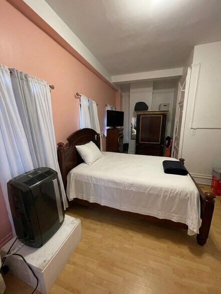 More Photos Of 242-244 Main St, Paterson Storefront Retail Residential For Sale
