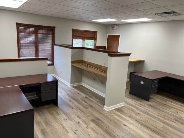 More Photos Of 1700 Ups Dr, Louisville Office For Sale